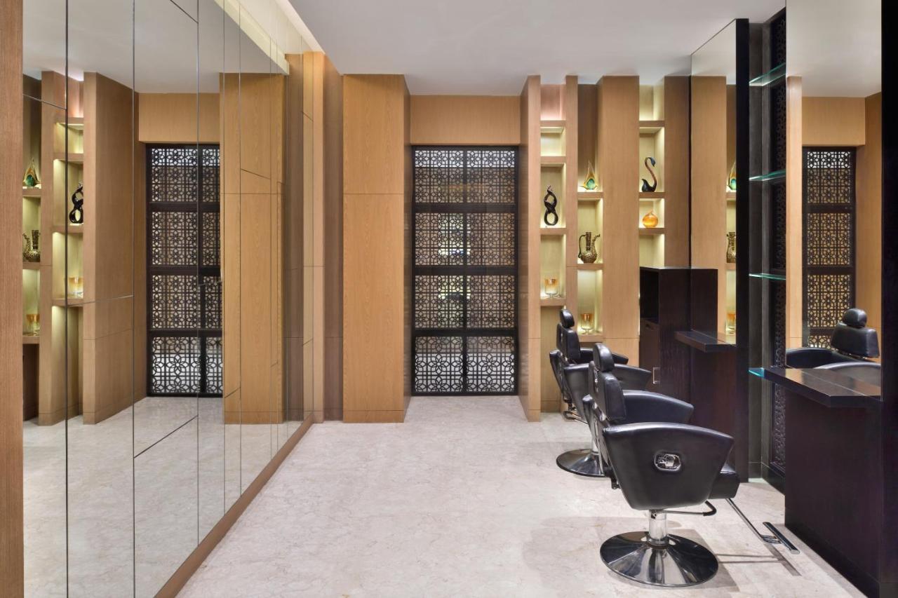 The Westin Mumbai Powai Lake Ngoại thất bức ảnh