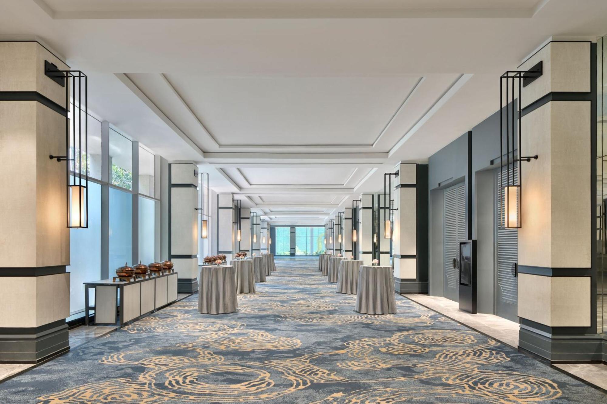 The Westin Mumbai Powai Lake Ngoại thất bức ảnh