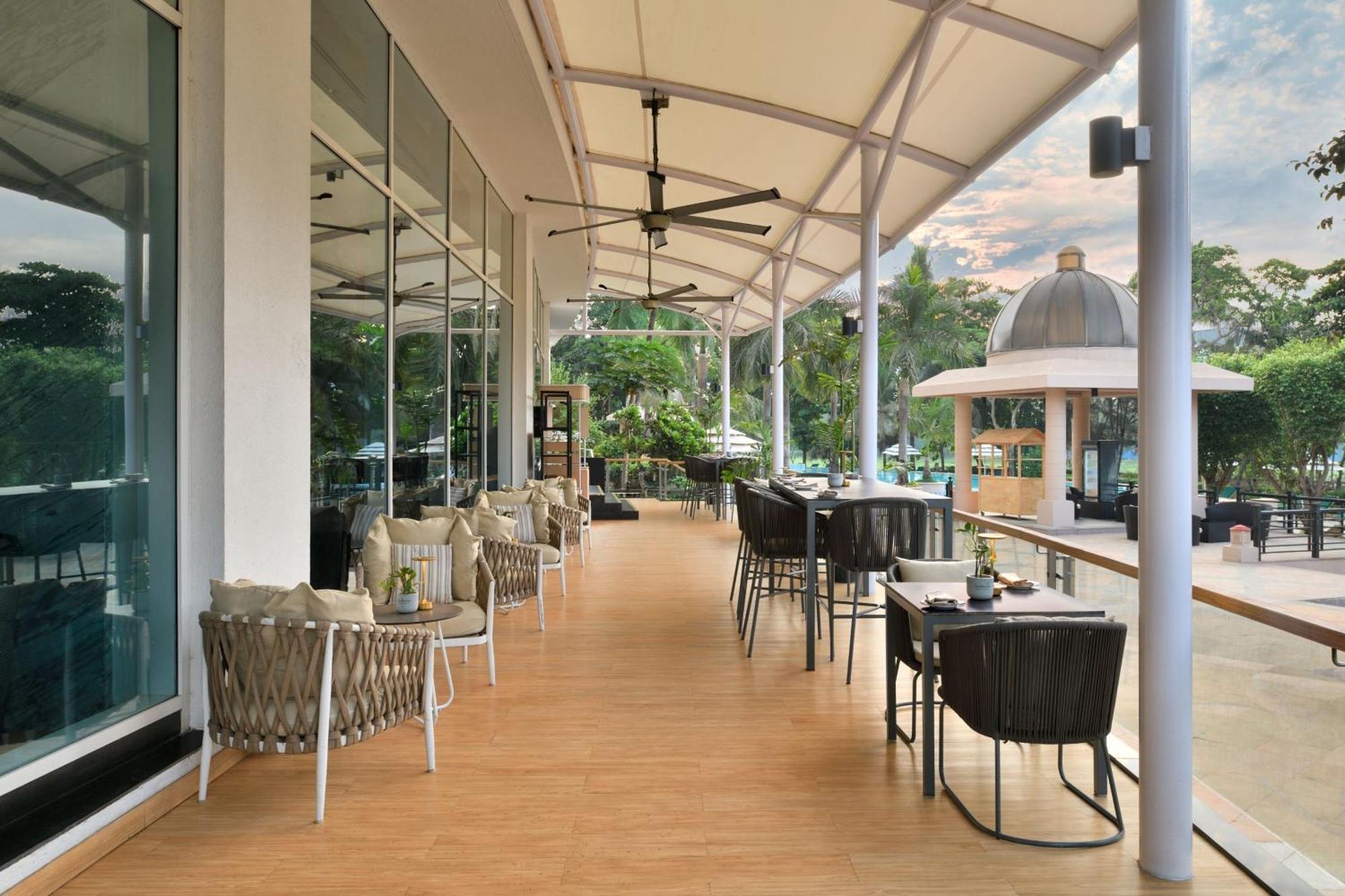 The Westin Mumbai Powai Lake Ngoại thất bức ảnh