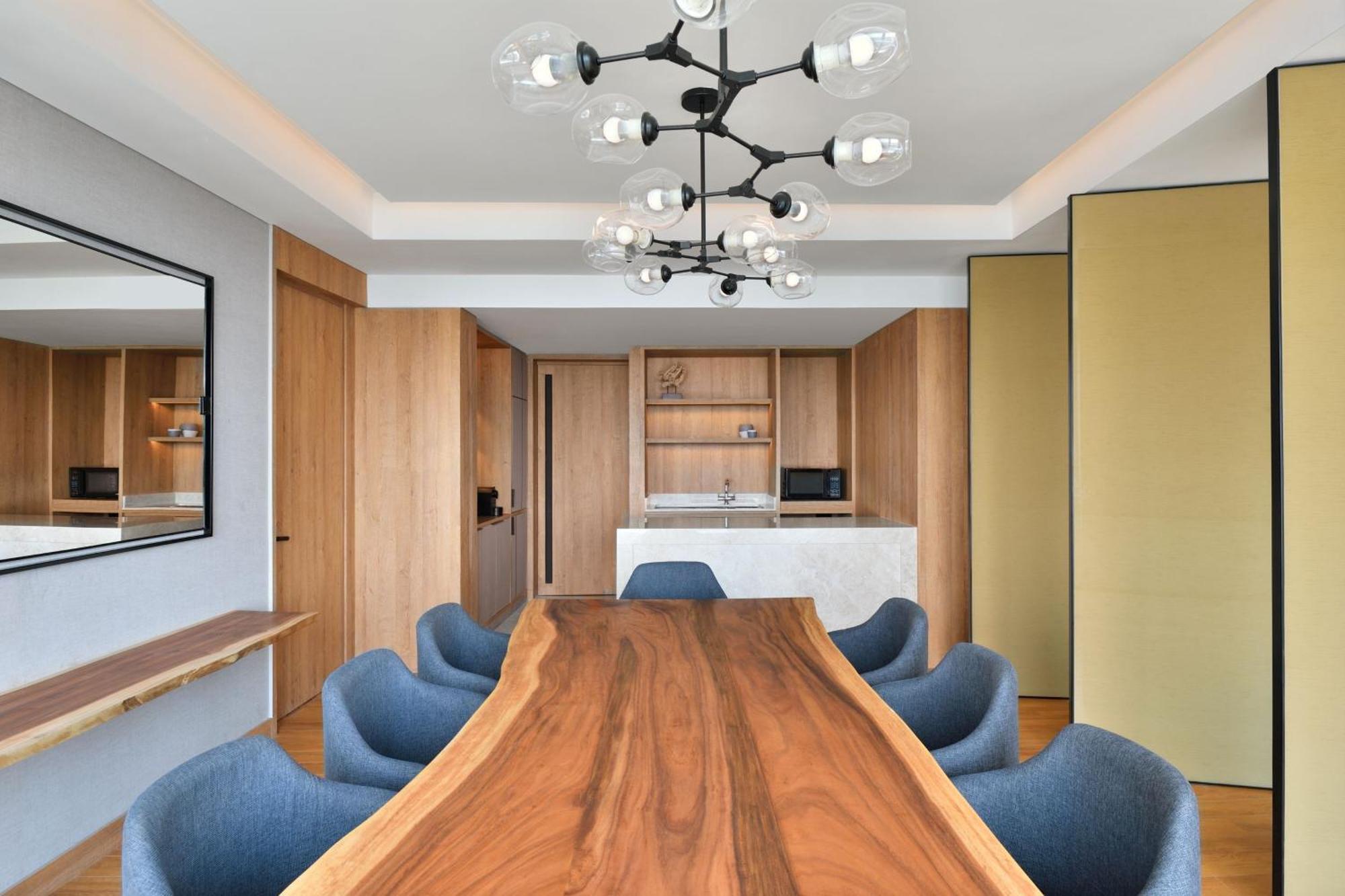 The Westin Mumbai Powai Lake Ngoại thất bức ảnh
