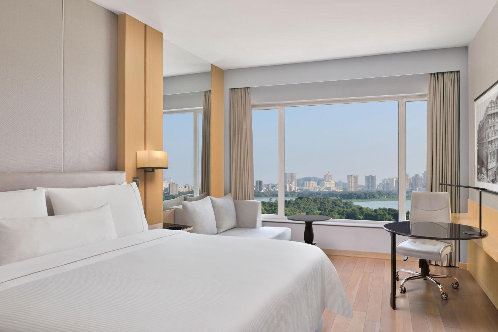 The Westin Mumbai Powai Lake Ngoại thất bức ảnh